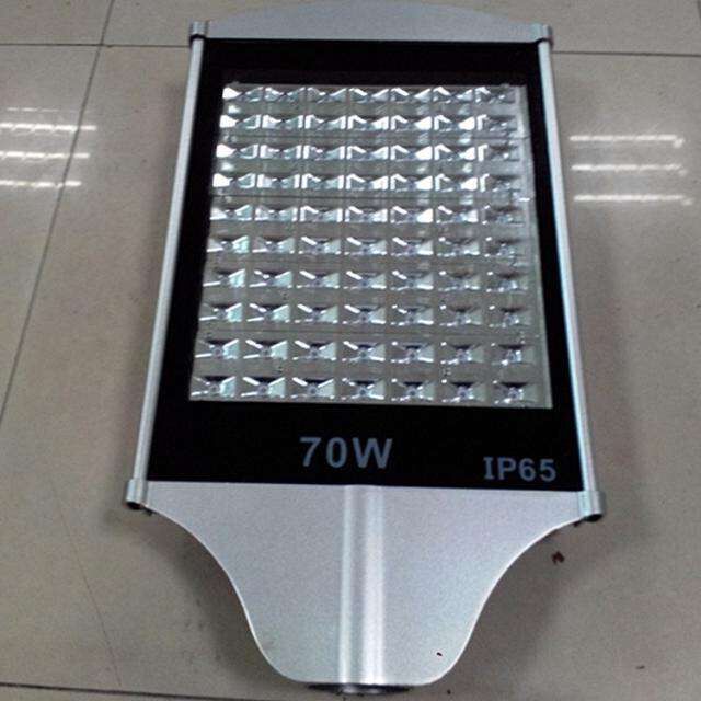LED·���^70W